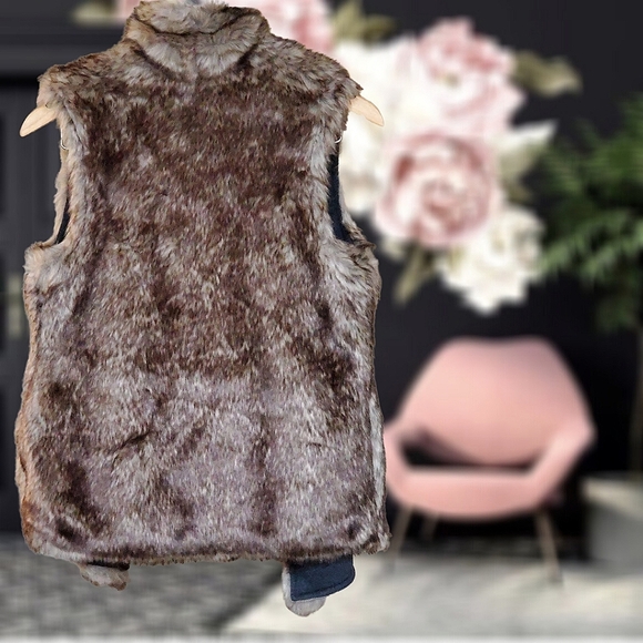 [Reversible] Faux Fur Waterfall Vest - Picture 3 of 9